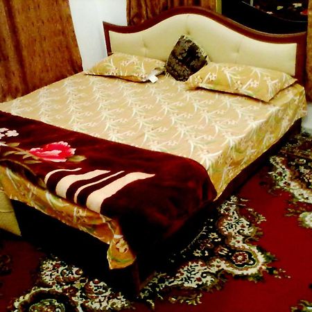 Fabulous Kashmir Srinagar Hotell Exteriör bild