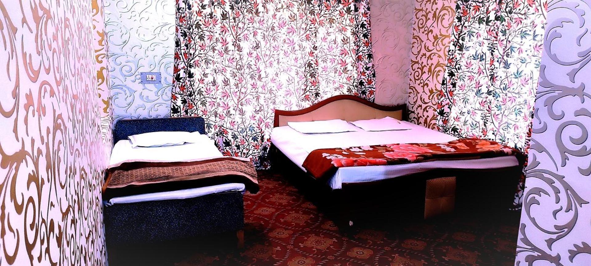 Fabulous Kashmir Srinagar Hotell Exteriör bild